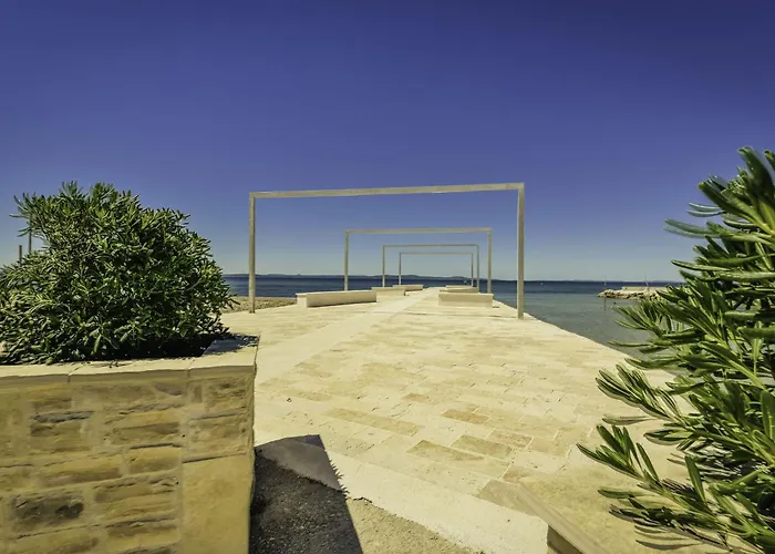 Ledinko By Interhome * Привлака