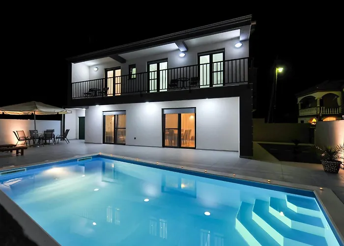 Ledinko By Interhome *